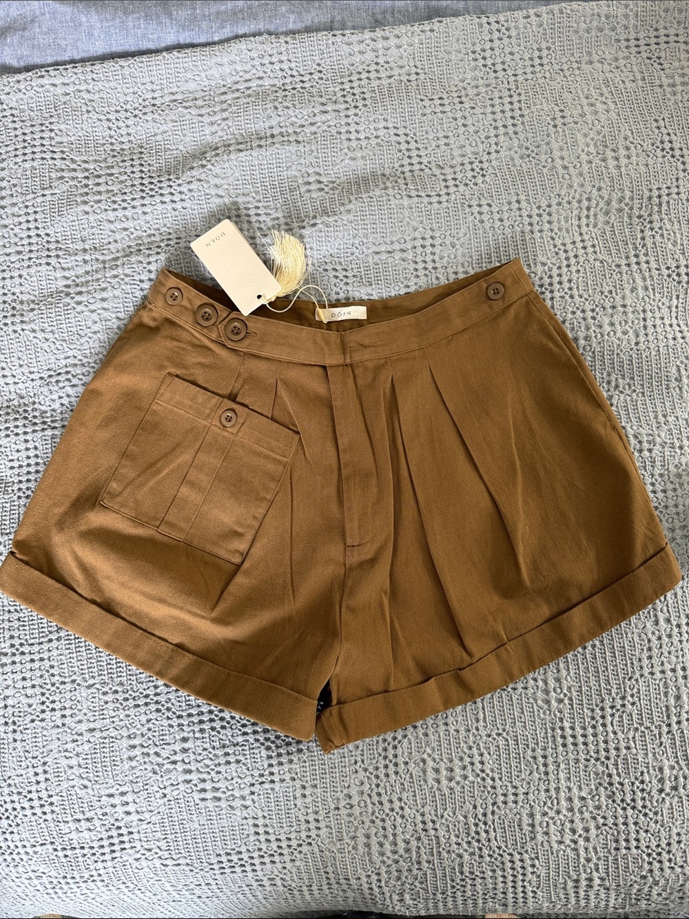 NWT- Doên Raelyn Short Boscage sz 10
